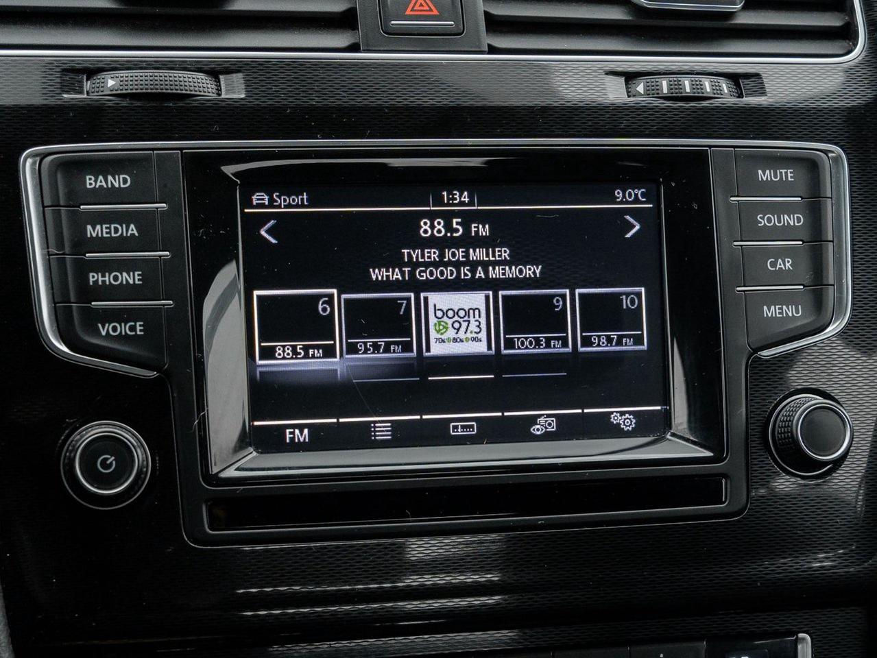 2015 Volkswagen Golf GTI Autobahn Photo