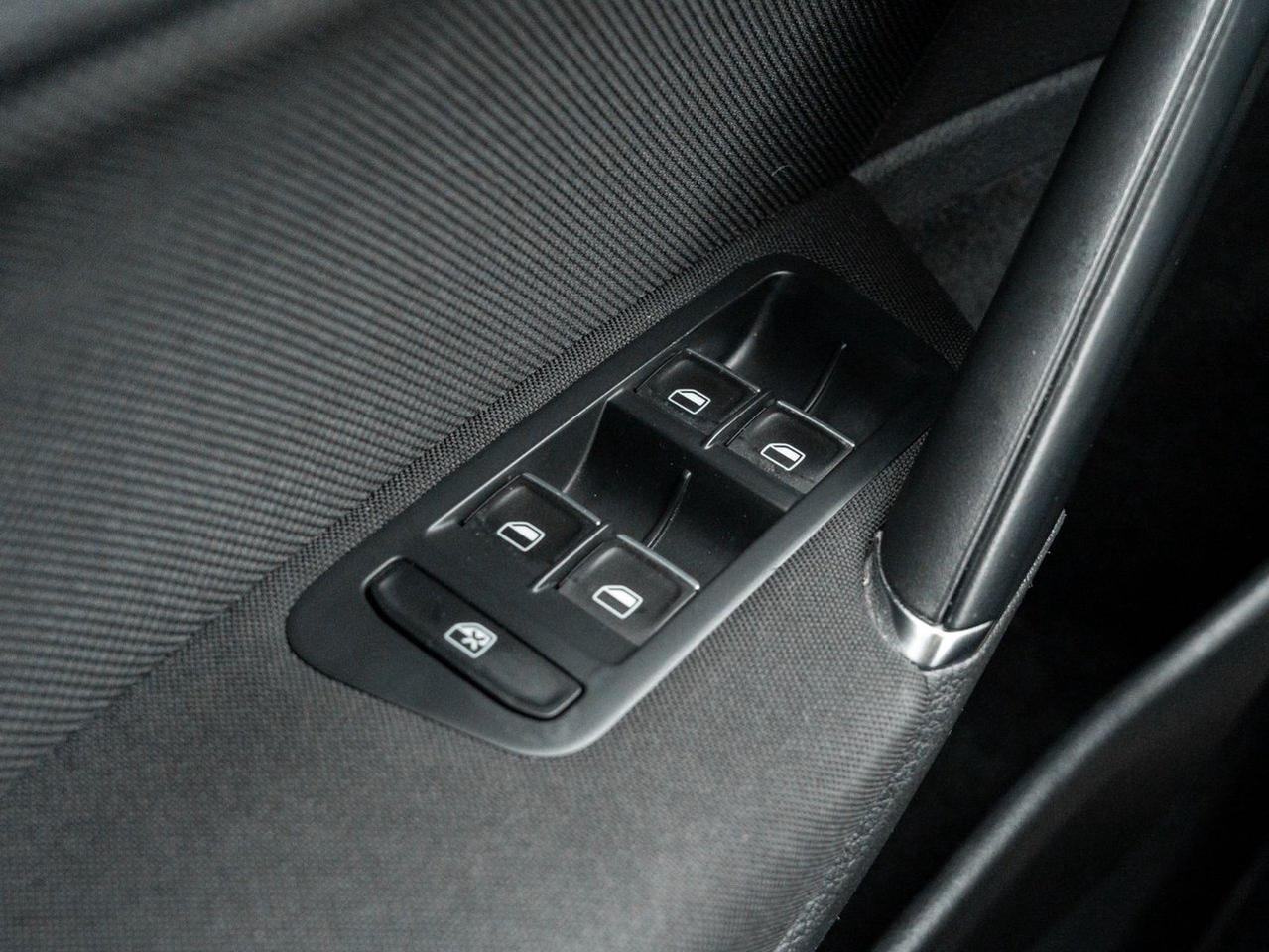 2015 Volkswagen Golf GTI Autobahn Photo