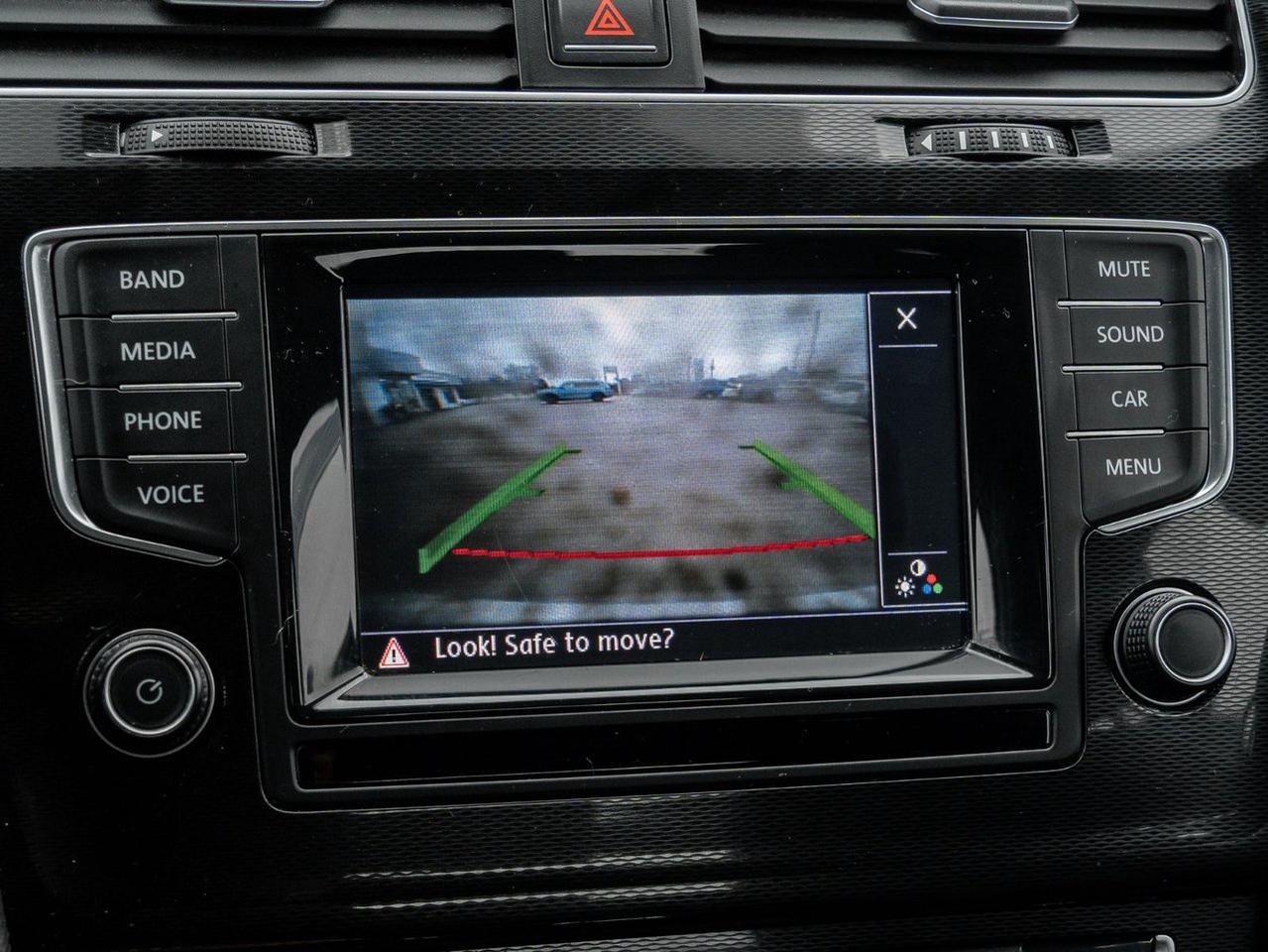 2015 Volkswagen Golf GTI Autobahn Photo