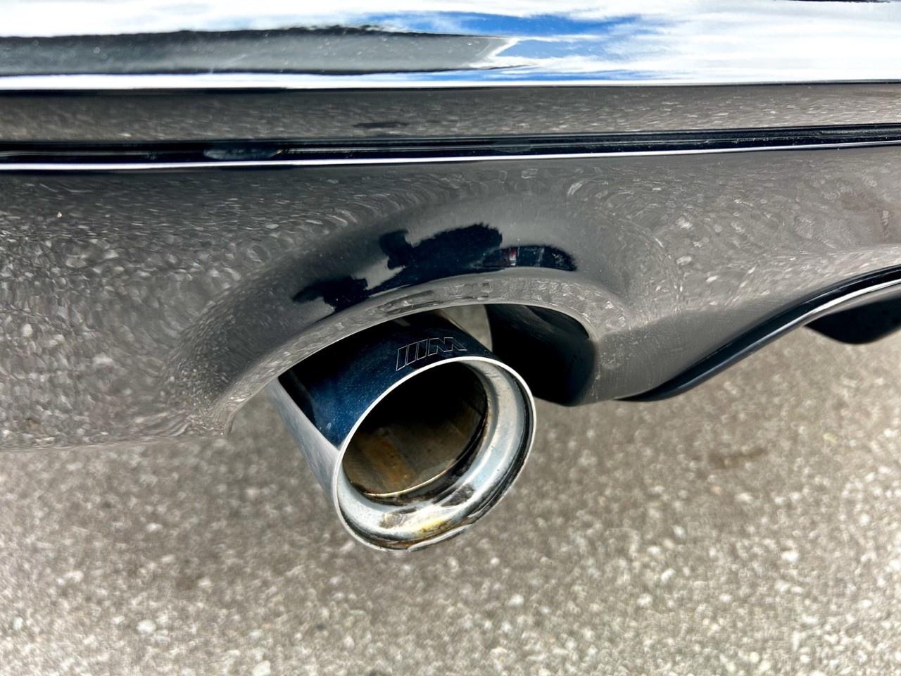 2016 BMW 2 Series M235i xDrive Coupe / M Perf.Exhaust / One Owner Photo