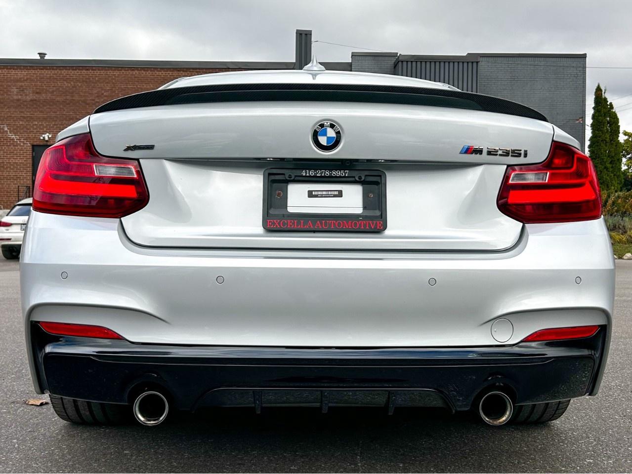 2016 BMW 2 Series M235i xDrive Coupe / M Perf.Exhaust / One Owner Photo