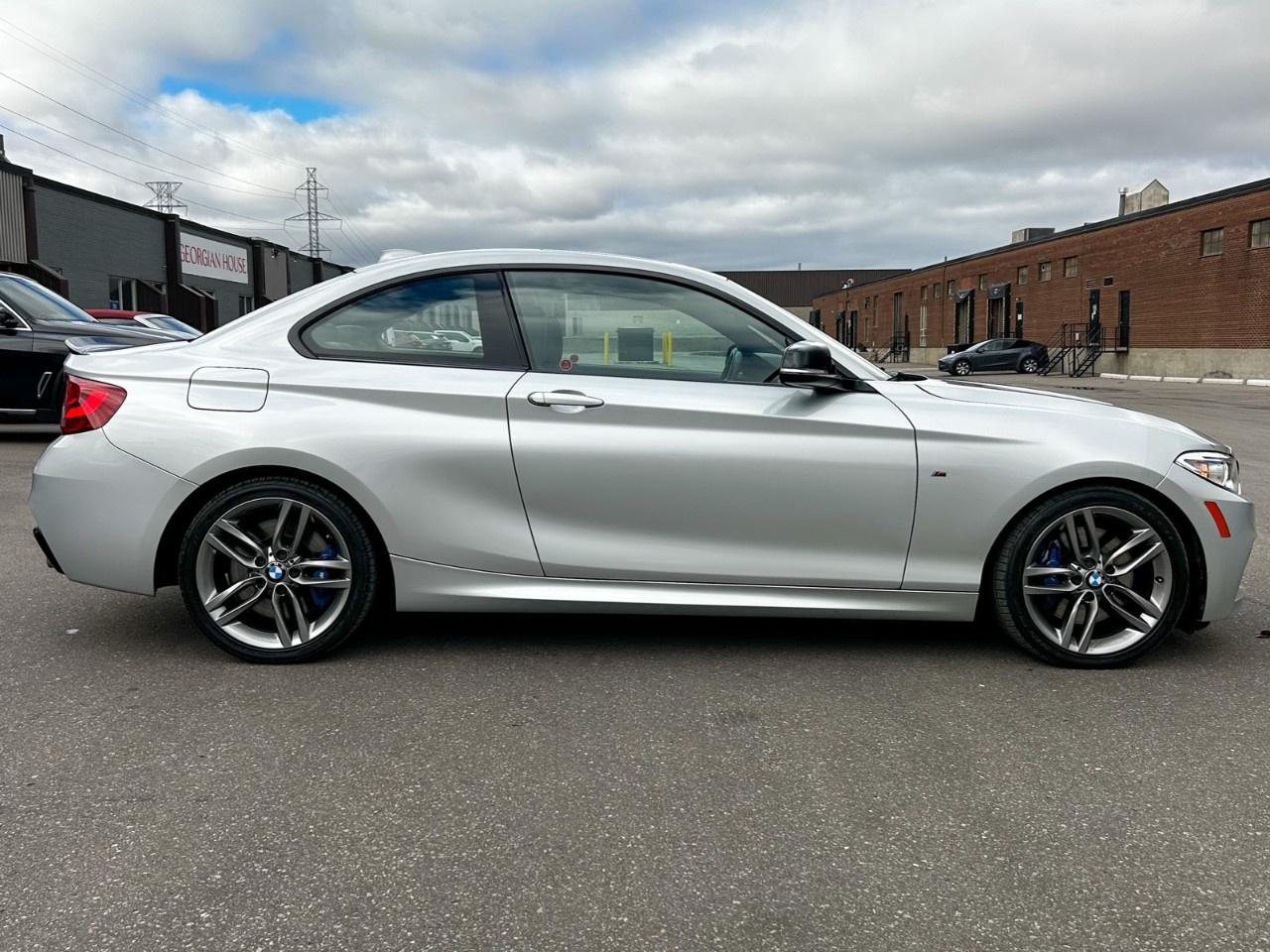 2016 BMW 2 Series M235i xDrive Coupe / M Perf.Exhaust / One Owner Photo