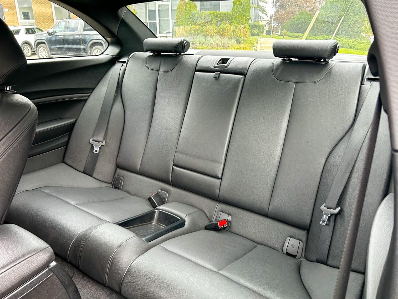 2016 BMW 2 Series M235i xDrive Coupe / M Perf.Exhaust / One Owner Photo