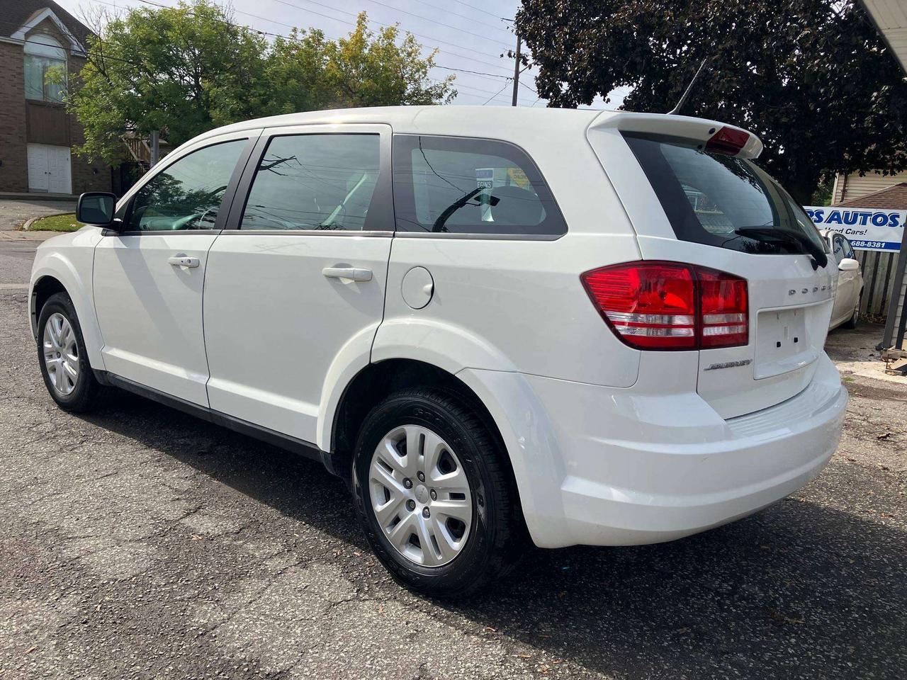 2018 Dodge Journey Canada Value Pkg Photo2