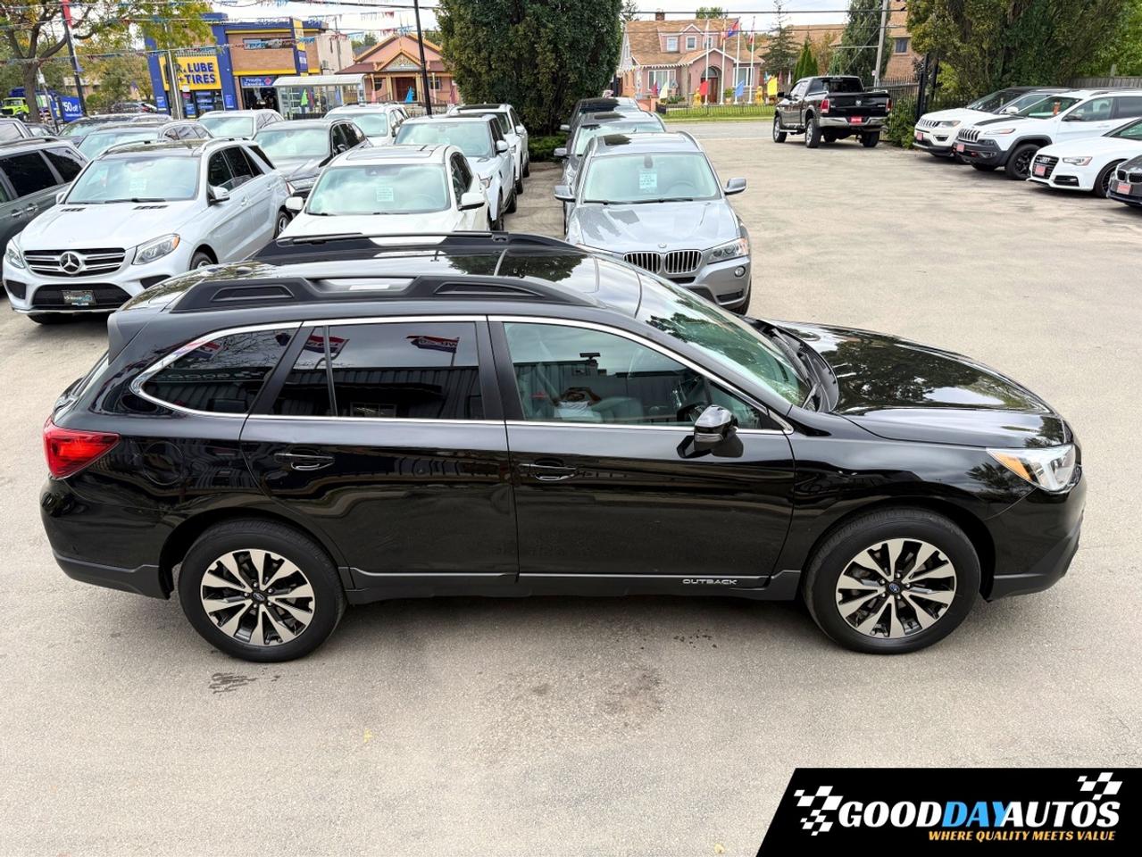 2017 Subaru Outback 3.6R Limited ONE OWNER DEALER SERVICED CLEAN CARFX Photo