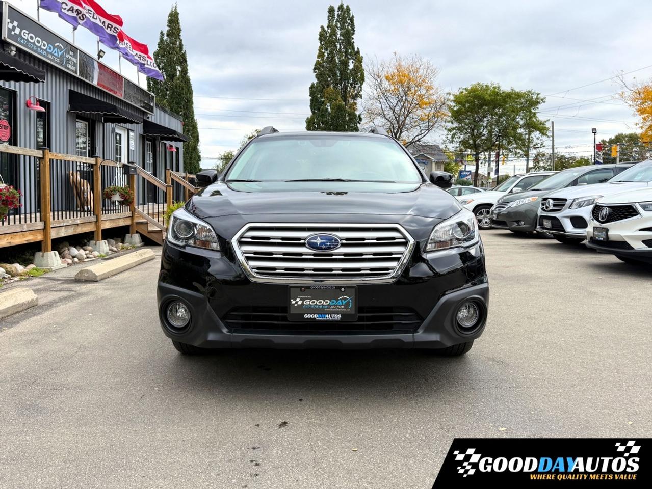 2017 Subaru Outback 3.6R Limited ONE OWNER DEALER SERVICED CLEAN CARFX Photo