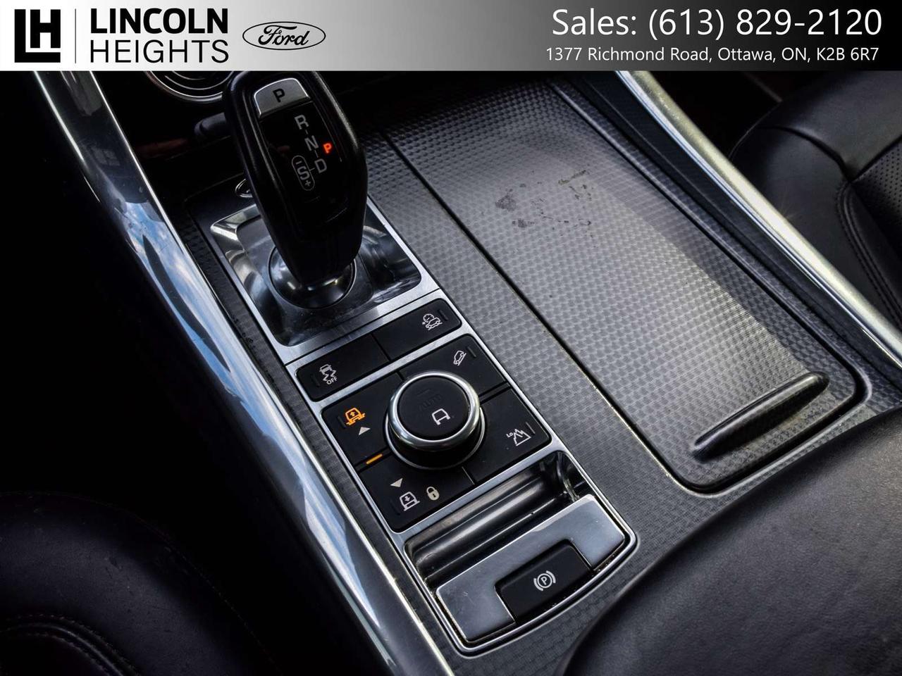 2020 Land Rover Range Rover Sport HSE Dynamic Photo