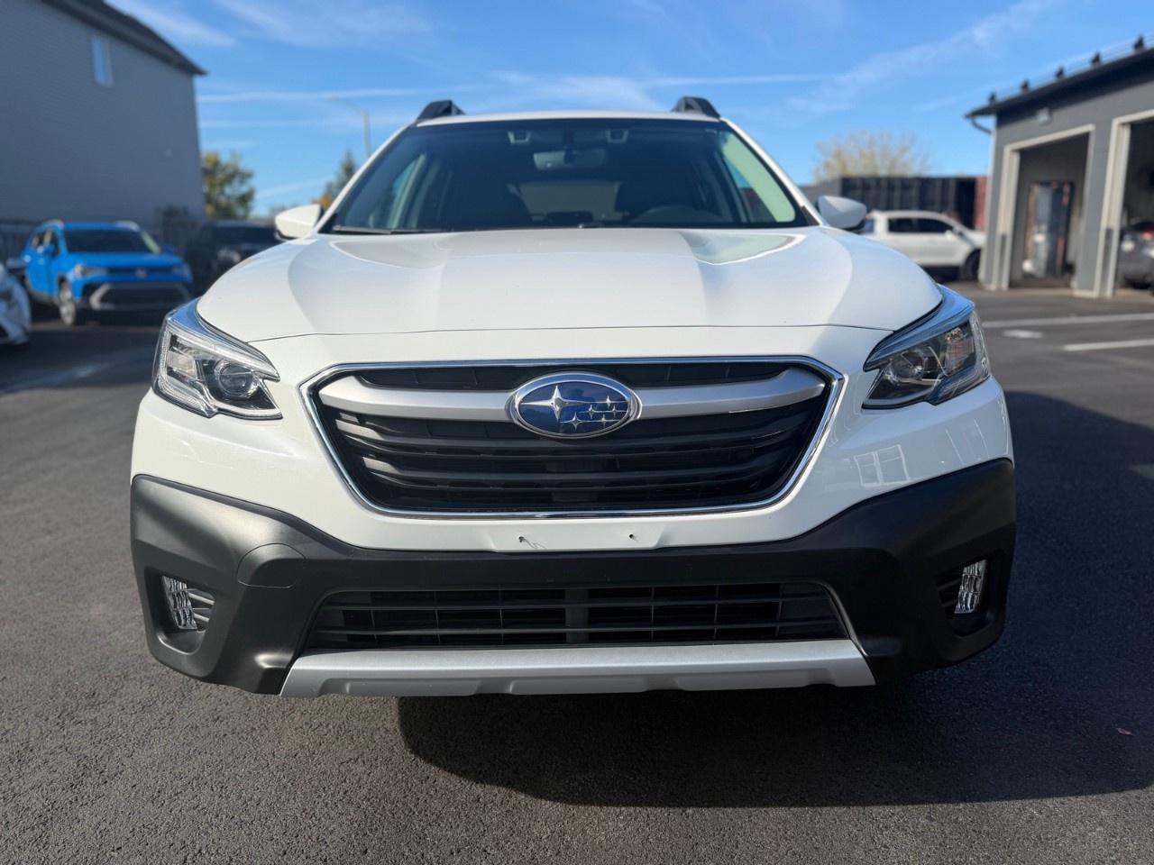 2022 Subaru Outback LIMITED CVT Photo