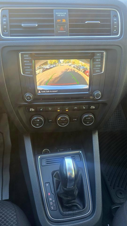 2016 Volkswagen Jetta SE Photo