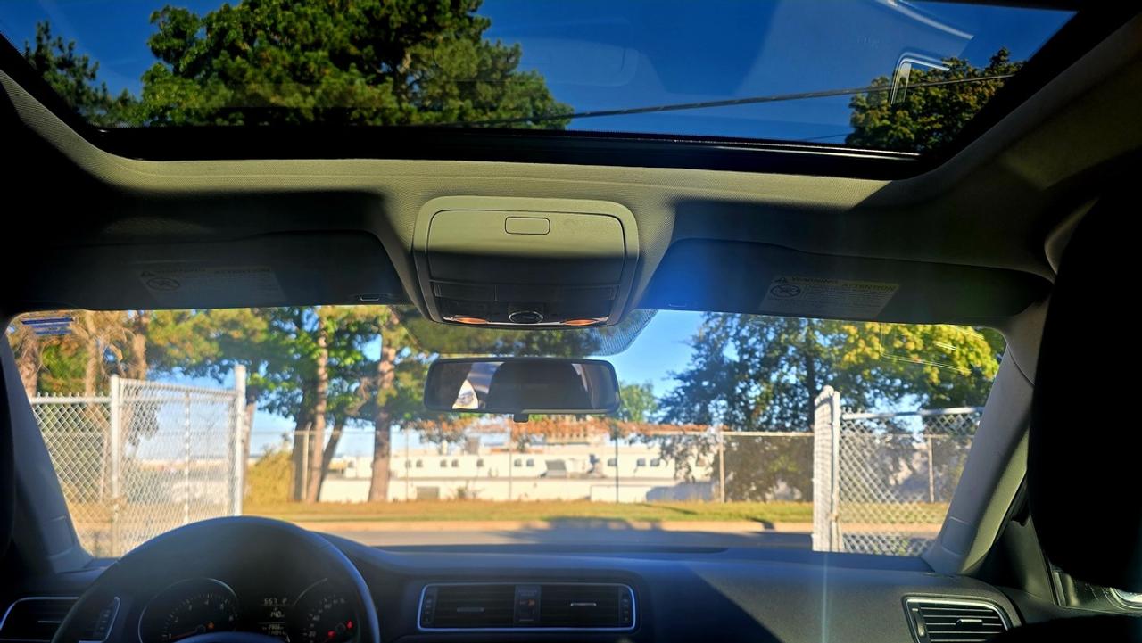 2016 Volkswagen Jetta SE Photo