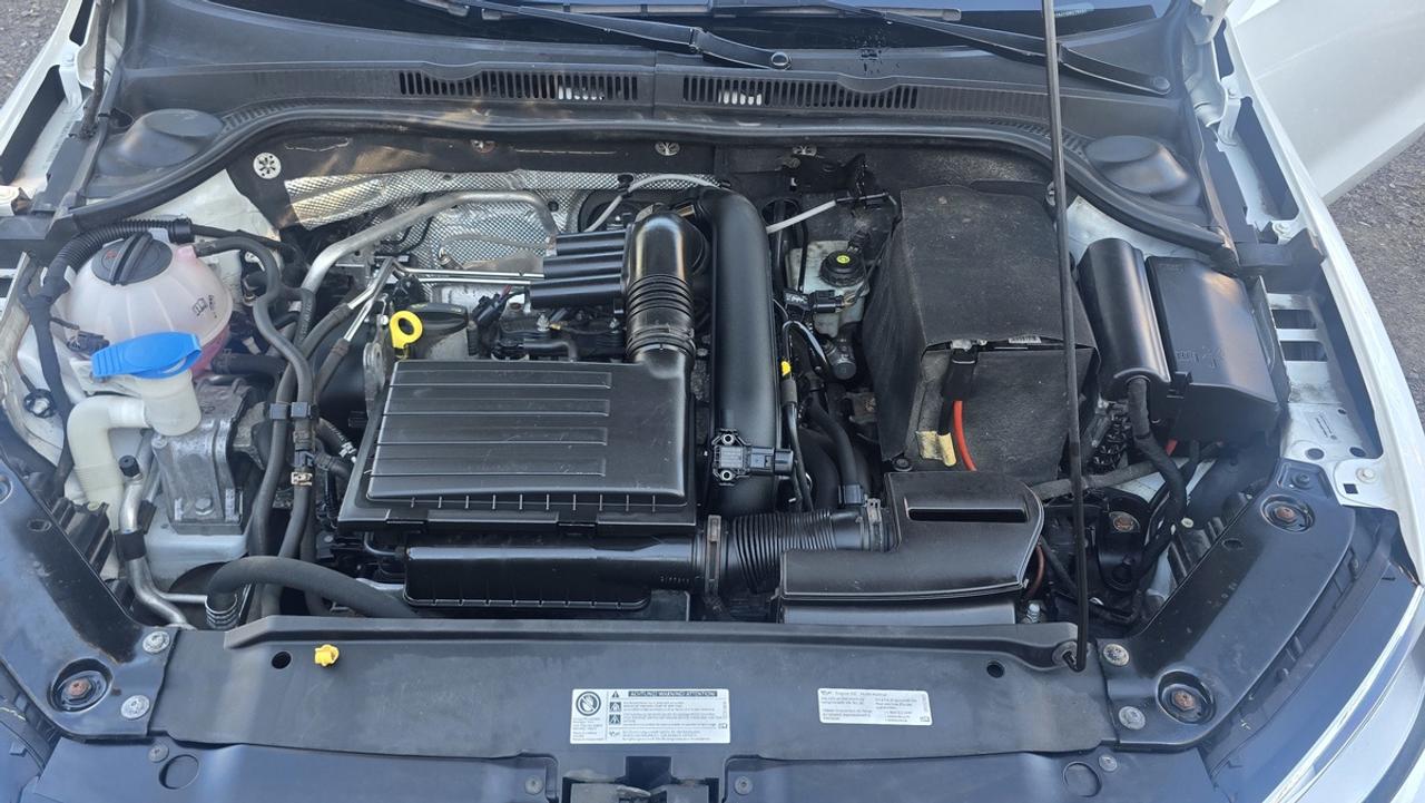 2016 Volkswagen Jetta SE Photo