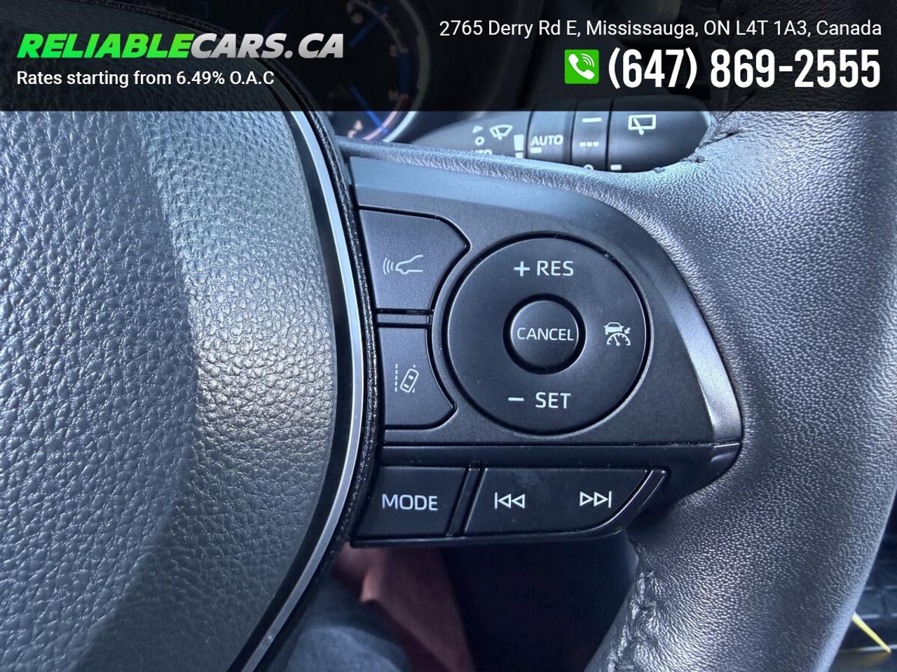 2024 Toyota RAV4 Hybrid HYBRID XLE | AWD | Leather | Clean Carfax | Sunroo Photo