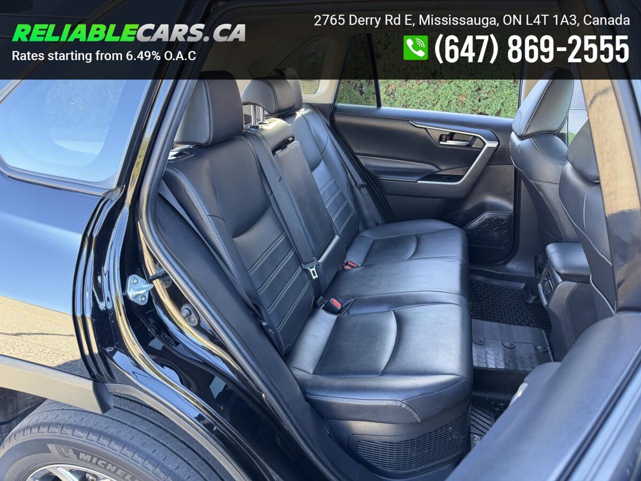 2024 Toyota RAV4 Hybrid HYBRID XLE | AWD | Leather | Clean Carfax | Sunroo Photo