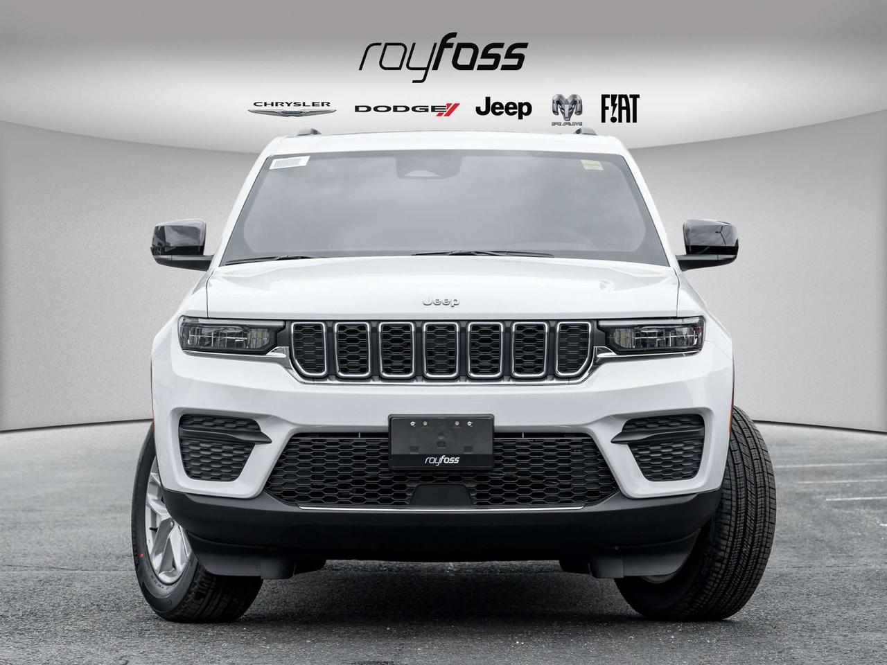 2026 Jeep Grand Cherokee Laredo X Photo1