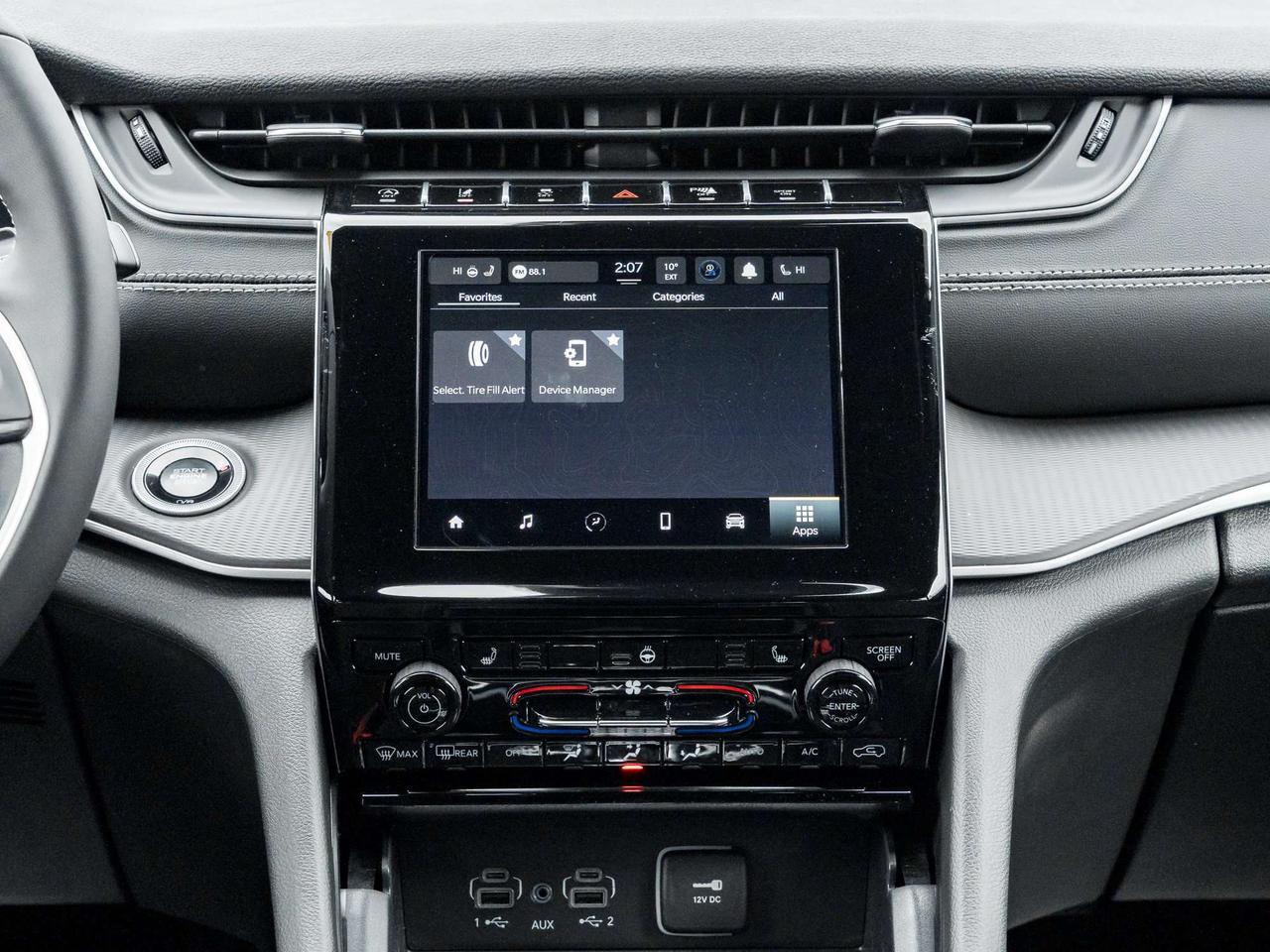 2026 Jeep Grand Cherokee Laredo X Photo