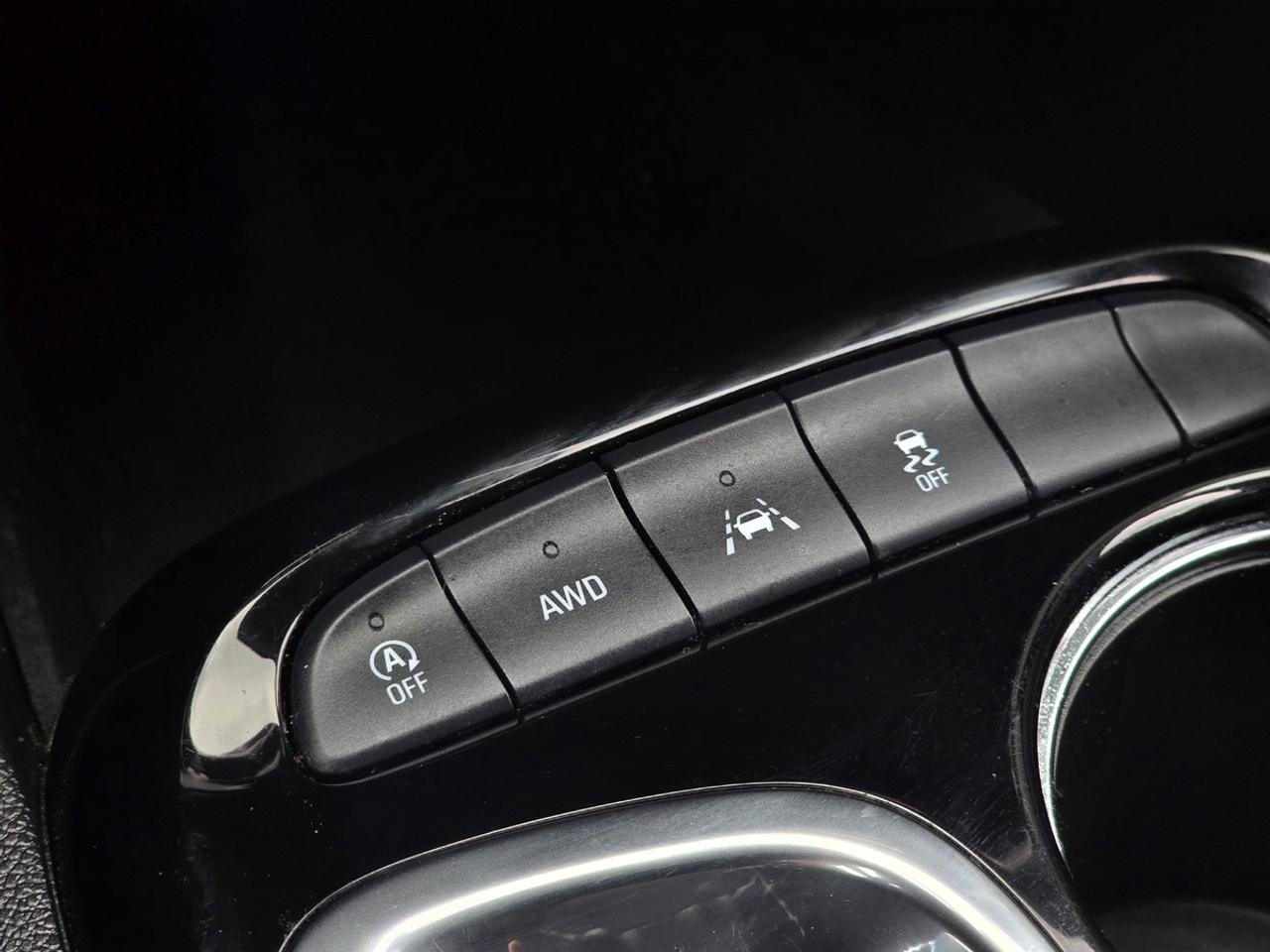 2021 Buick Encore GX Essence | Clean Carfax! Photo