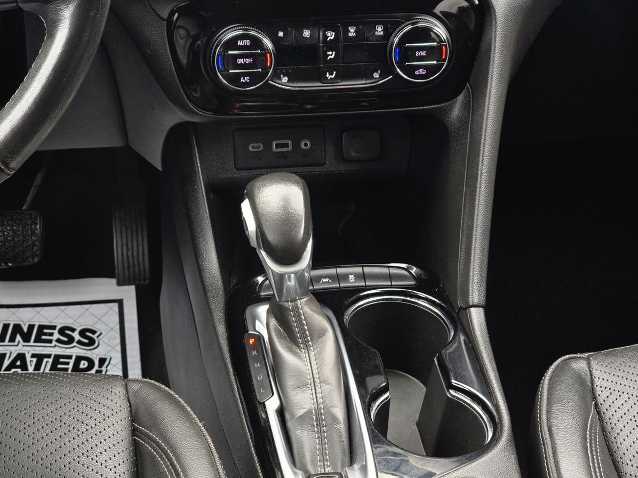 2021 Buick Encore GX Essence | Clean Carfax! Photo