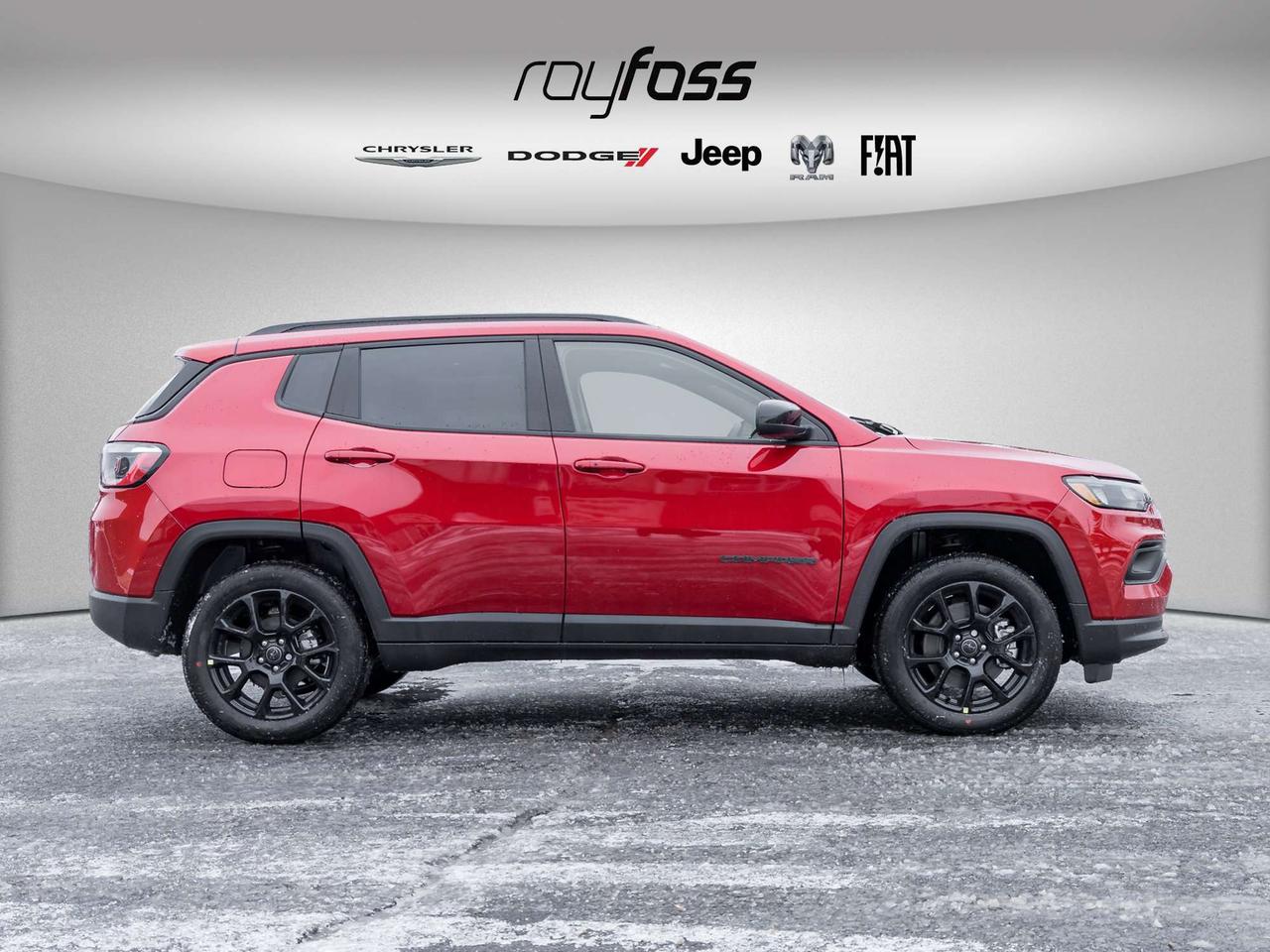 2026 Jeep Compass NORTH Photo2