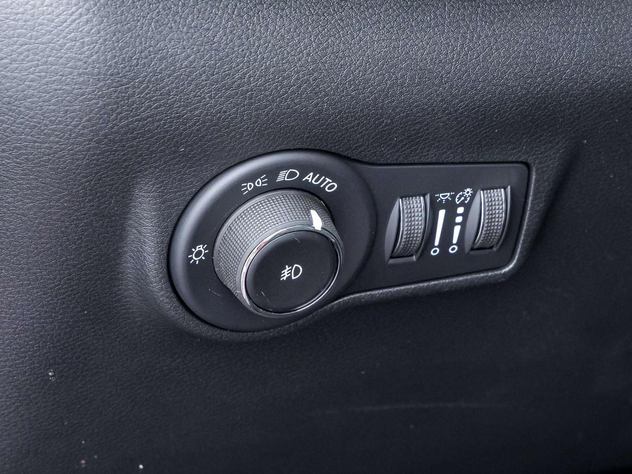2026 Jeep Compass NORTH Photo