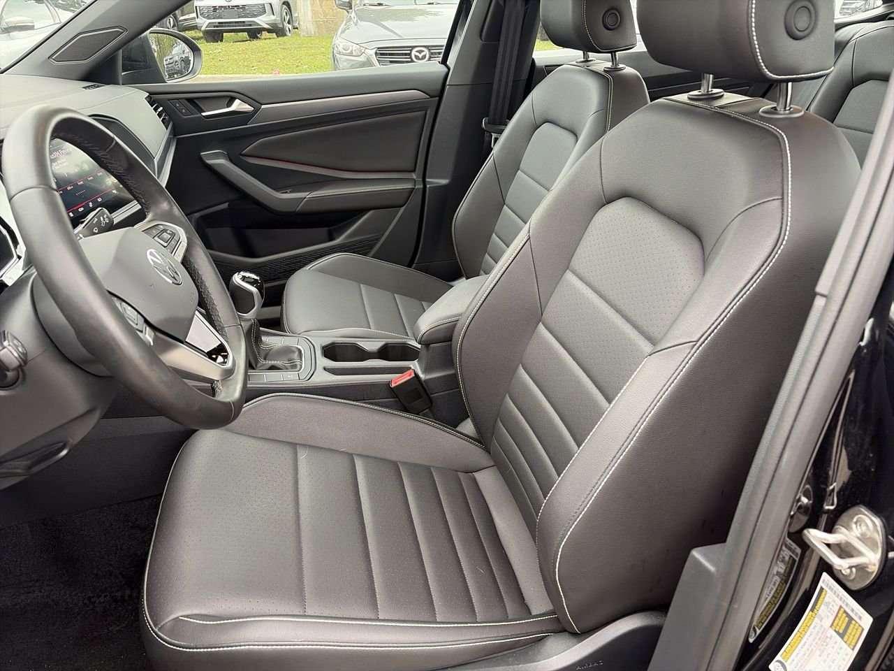 2024 Volkswagen Jetta Comfortline 1.5T 6Sp Keyless Start  Alloy Wheels  Stability Control  Apple/Android CarPlay Photo