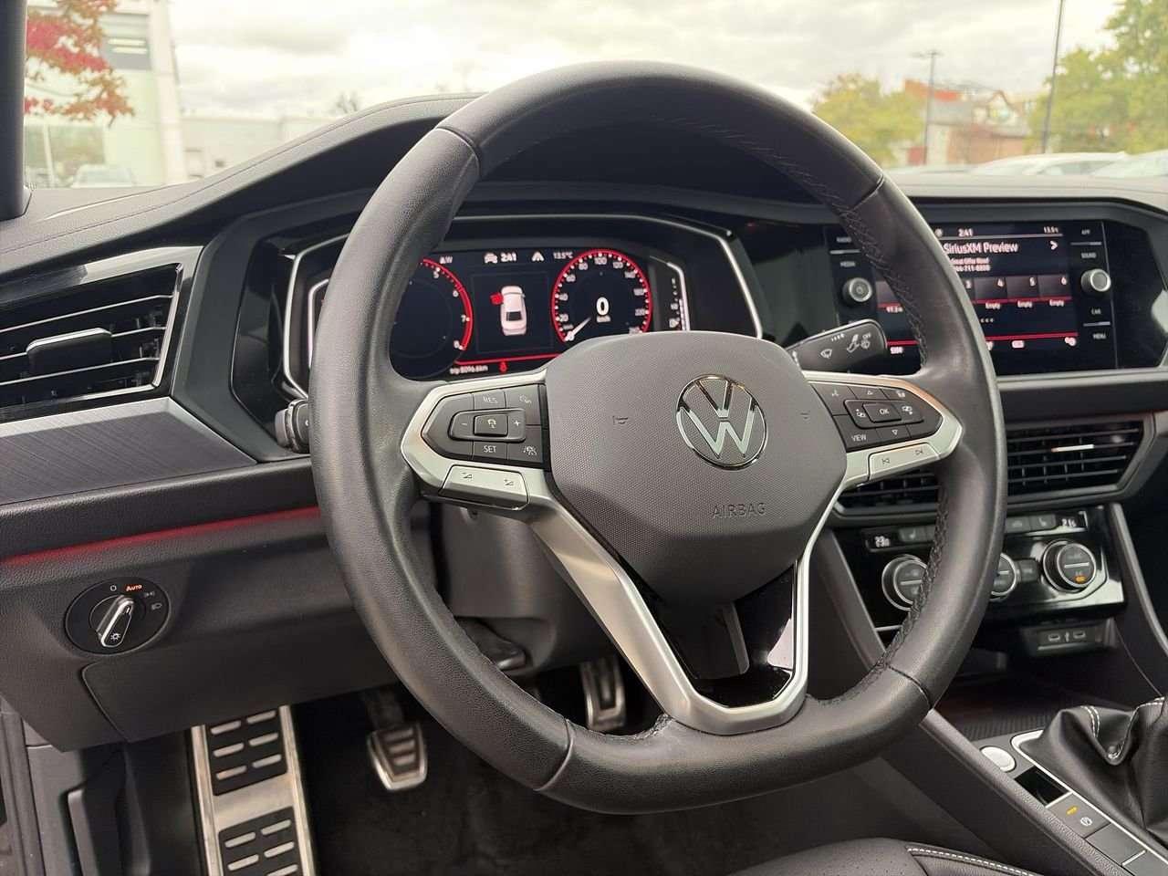 2024 Volkswagen Jetta Comfortline 1.5T 6Sp Keyless Start  Alloy Wheels  Stability Control  Apple/Android CarPlay Photo