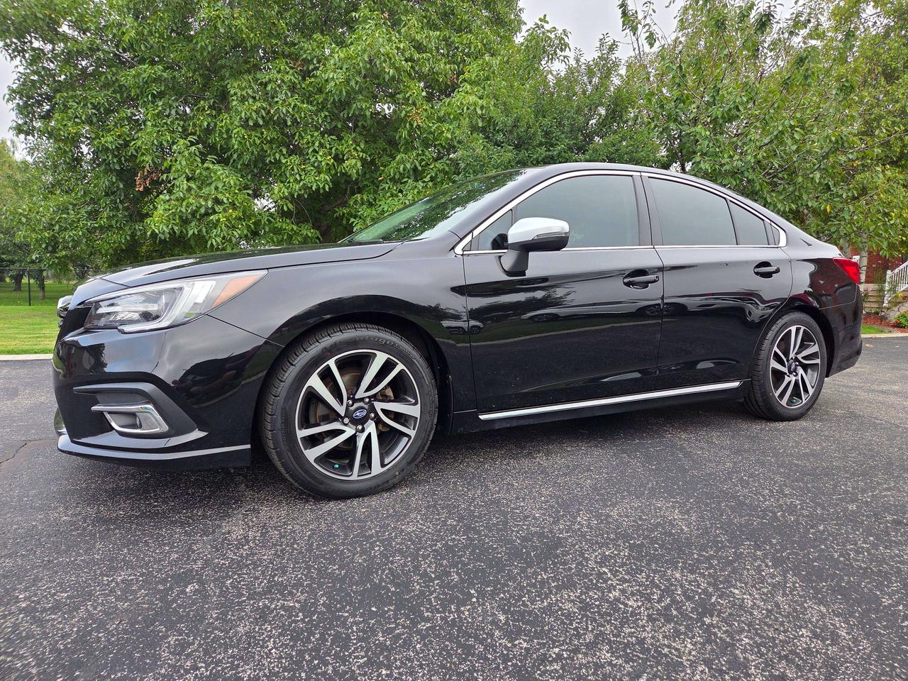 2018 Subaru Legacy Sport Photo0