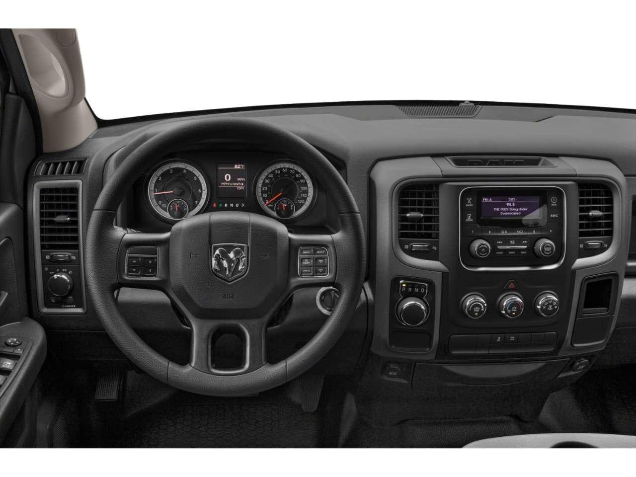 2021 RAM 1500 CREW   HEMI   20 inch wheels Photo3
