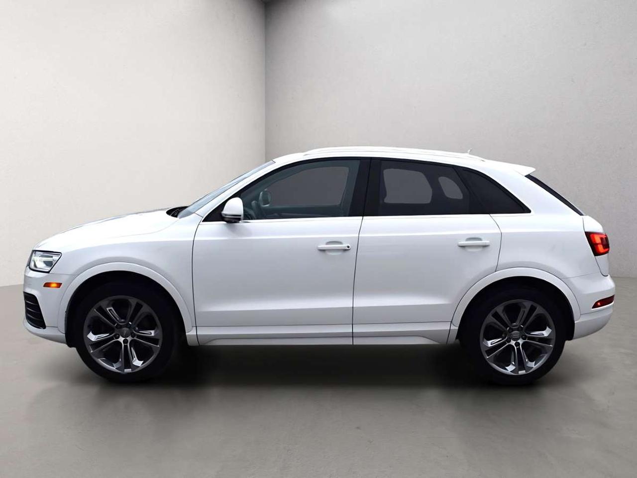 2018 Audi Q3 Progressiv AWD Navi Panoramic Sunroof Photo