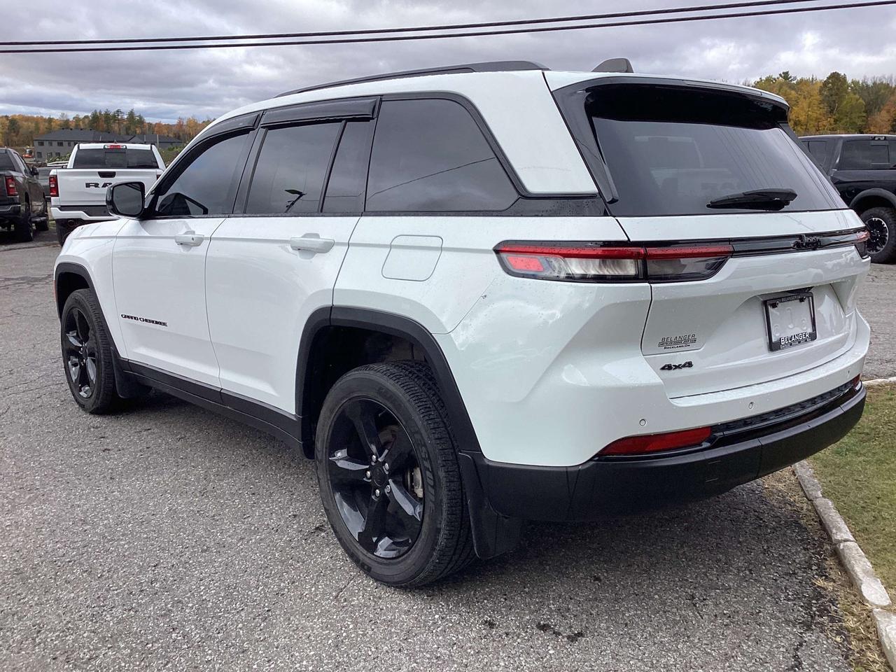 2023 Jeep Grand Cherokee Altitude Photo