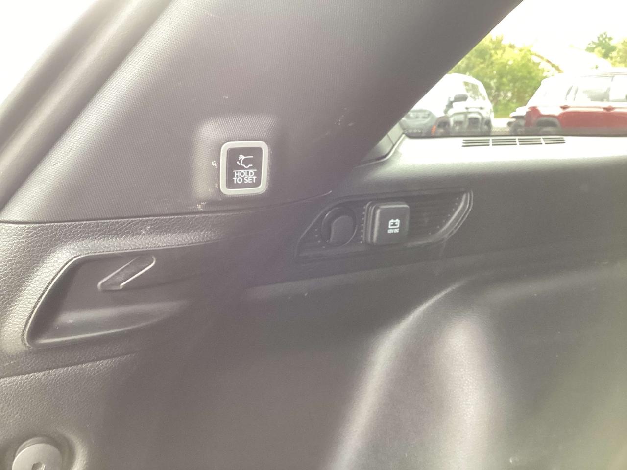 2023 Jeep Grand Cherokee Altitude Photo