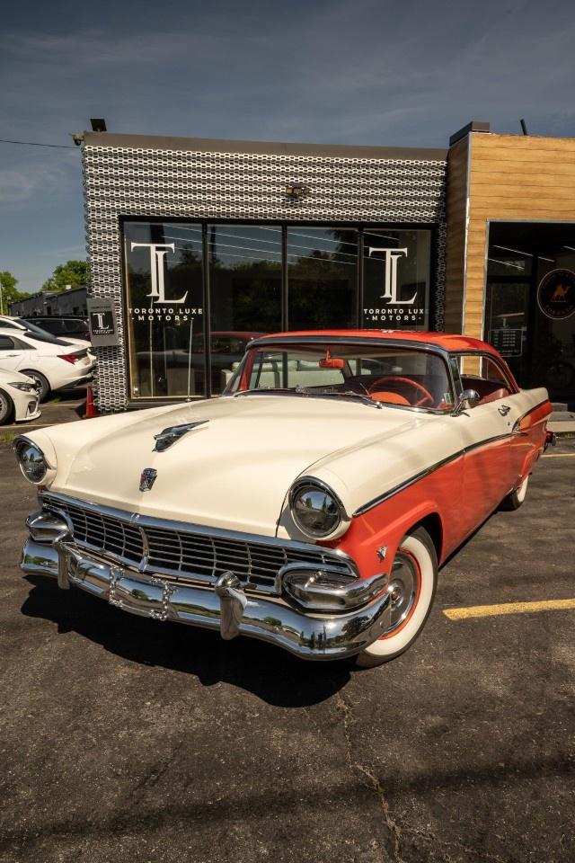 1956 Ford Crown Victoria  Photo1