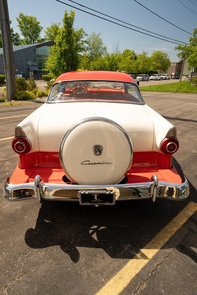 1956 Ford Crown Victoria  Photo