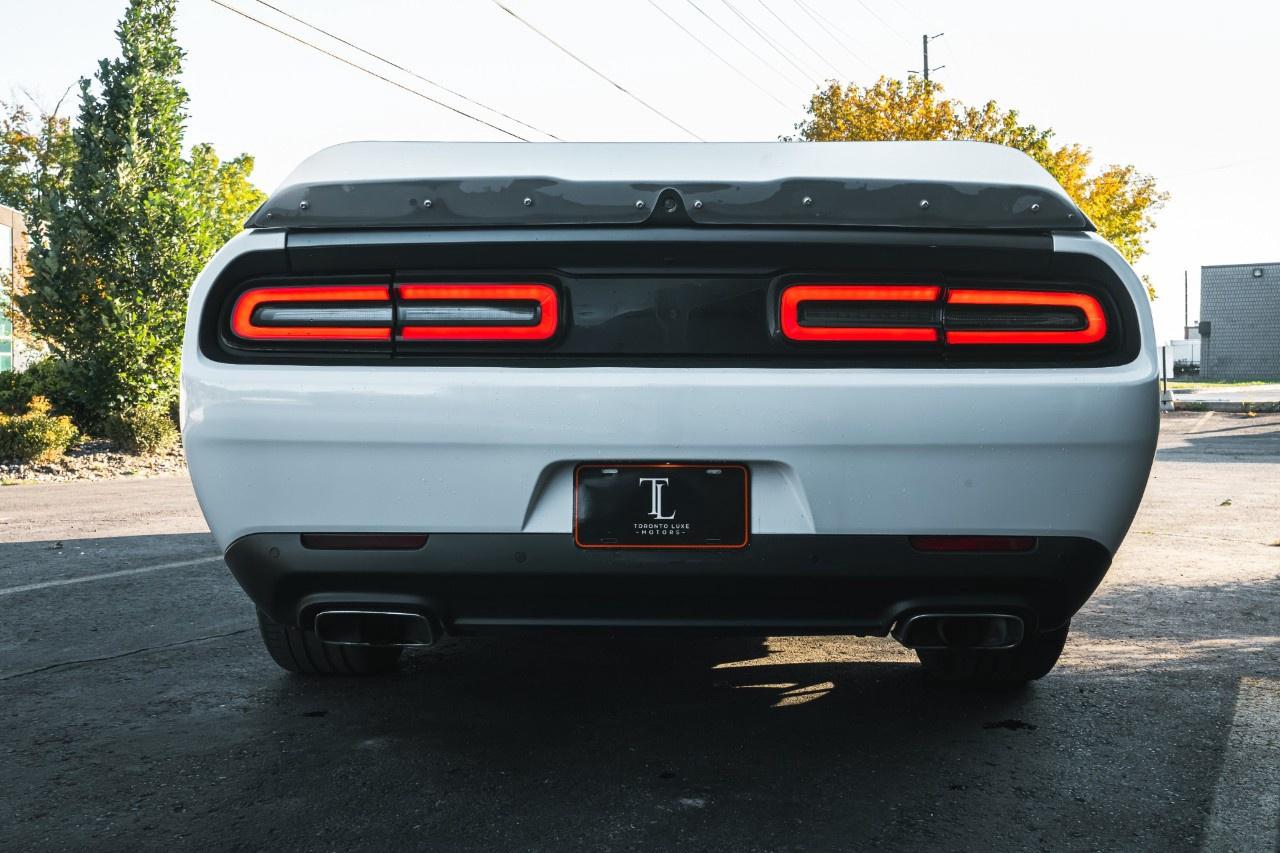 2015 Dodge Challenger 2DR CPE SRT 392 Photo