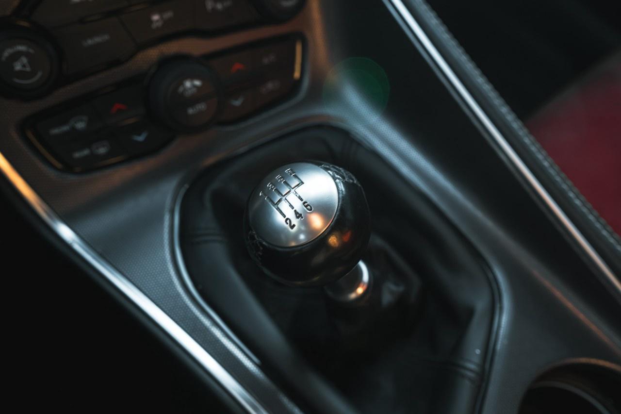 2015 Dodge Challenger 2DR CPE SRT 392 Photo