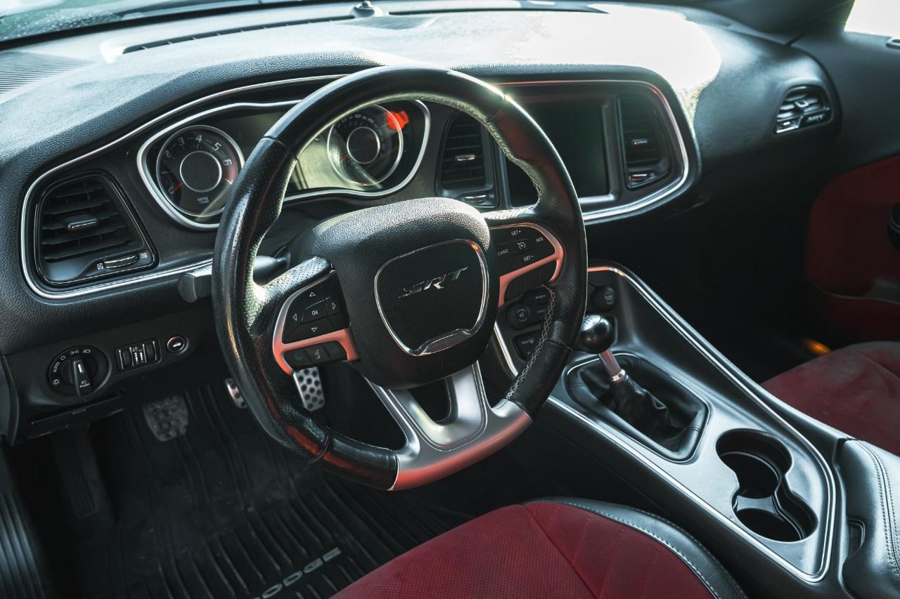 2015 Dodge Challenger 2DR CPE SRT 392 Photo