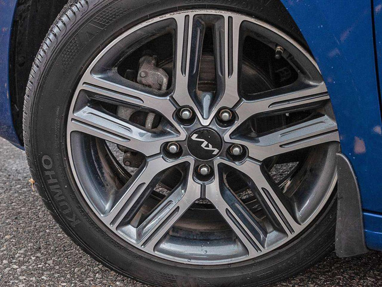 2023 Kia Forte EX Premium   Comes With Winter Tires   Sunroof   Heated Seats Photo