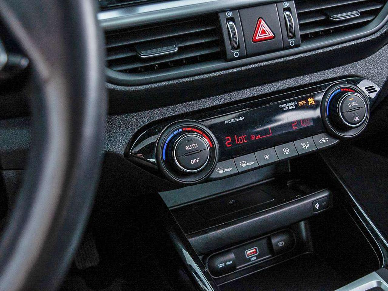 2023 Kia Forte EX Premium   Comes With Winter Tires   Sunroof   Heated Seats Photo