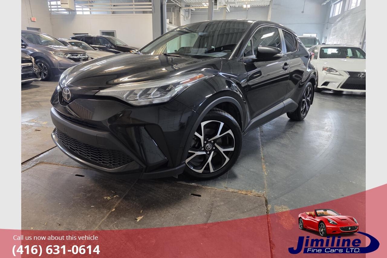 2022 Toyota C-HR XLE Package Photo