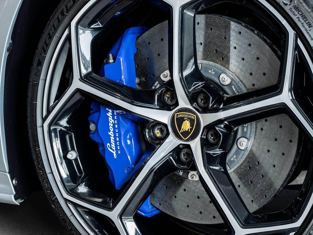 2020 Lamborghini Huracan Evo LP-640     AWD Photo