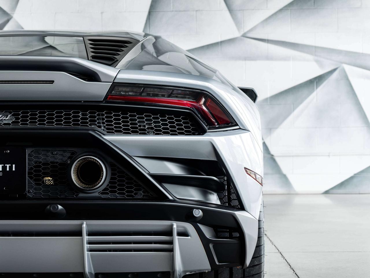 2020 Lamborghini Huracan Evo LP-640     AWD Photo