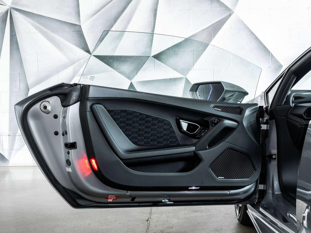 2020 Lamborghini Huracan Evo LP-640     AWD Photo