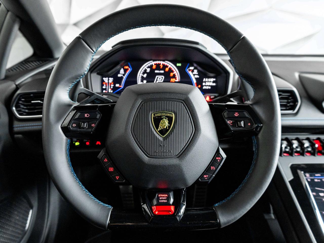 2020 Lamborghini Huracan Evo LP-640     AWD Photo