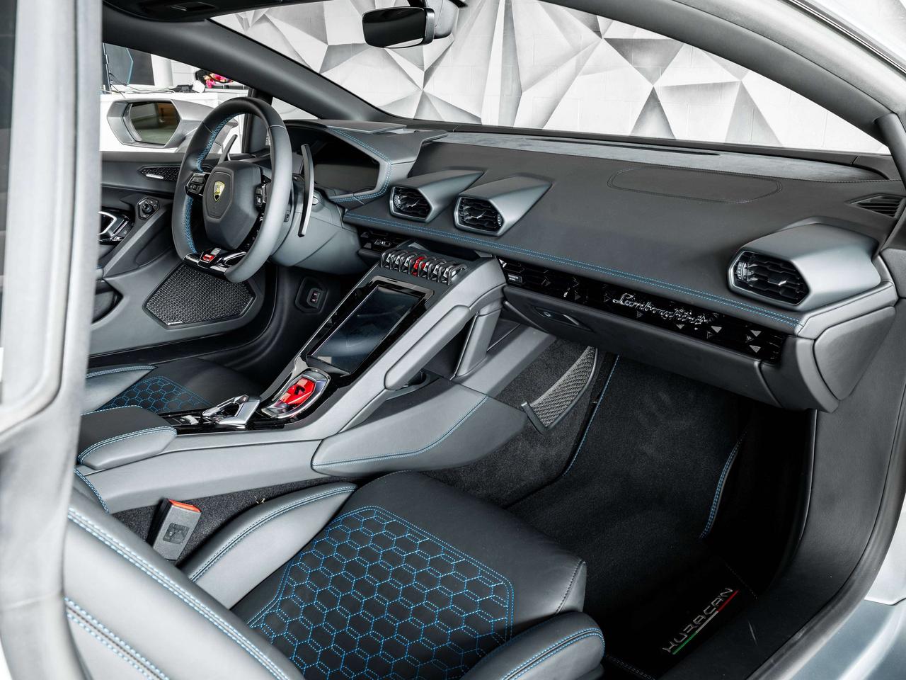2020 Lamborghini Huracan Evo LP-640     AWD Photo