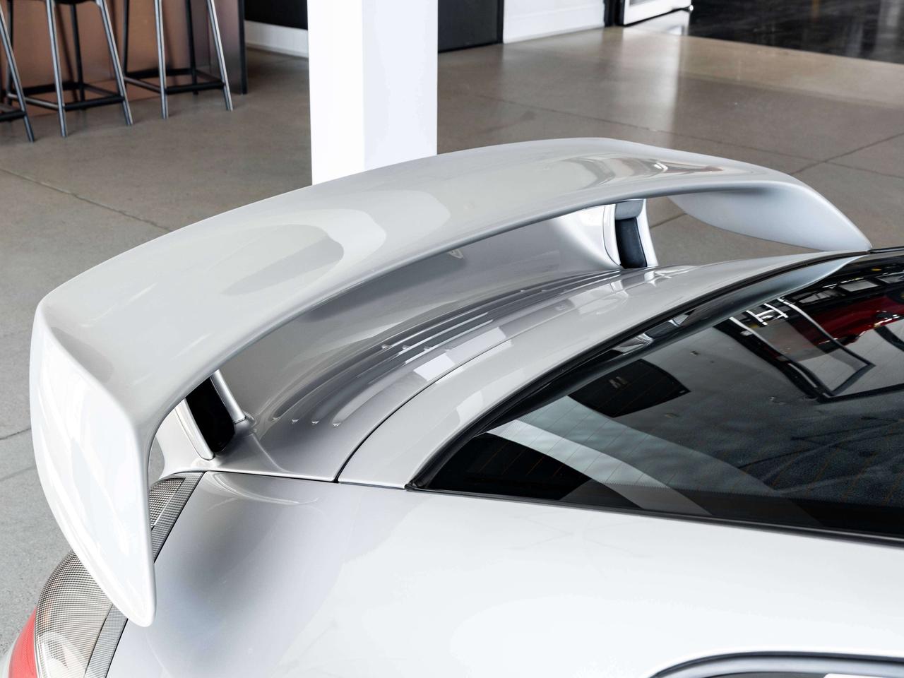2001 Porsche 911 Carrera GT2 Photo