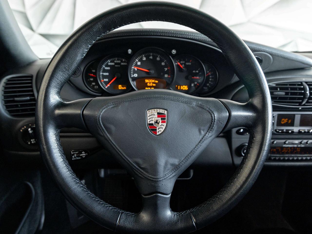 2001 Porsche 911 Carrera GT2 Photo