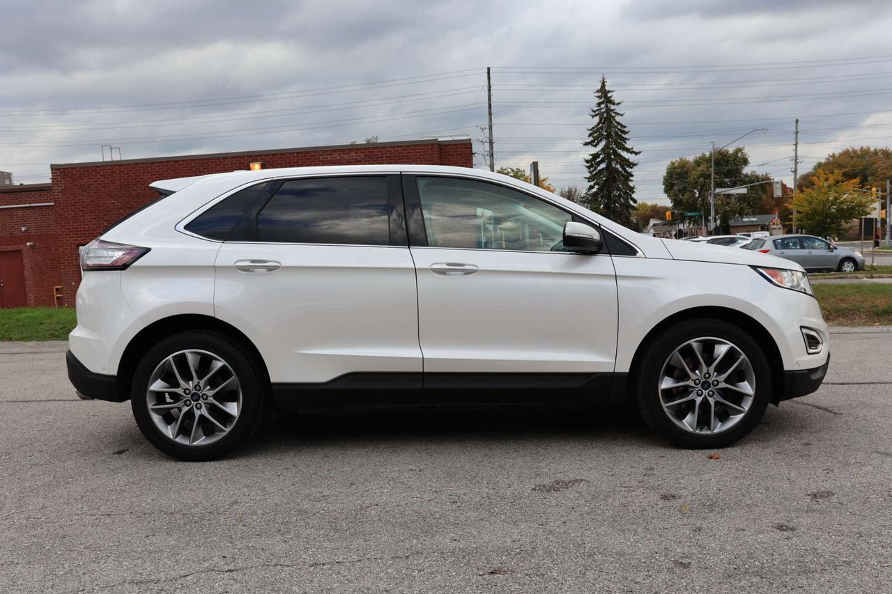 2017 Ford Edge TITANIUM-AWD-R STARTER/NAV/BCAM/BLIS/P SENSORS/LEATHER/MEM SEAT/H&C SEATS/KEYLESS/CARPLAY/PANOROOF Photo