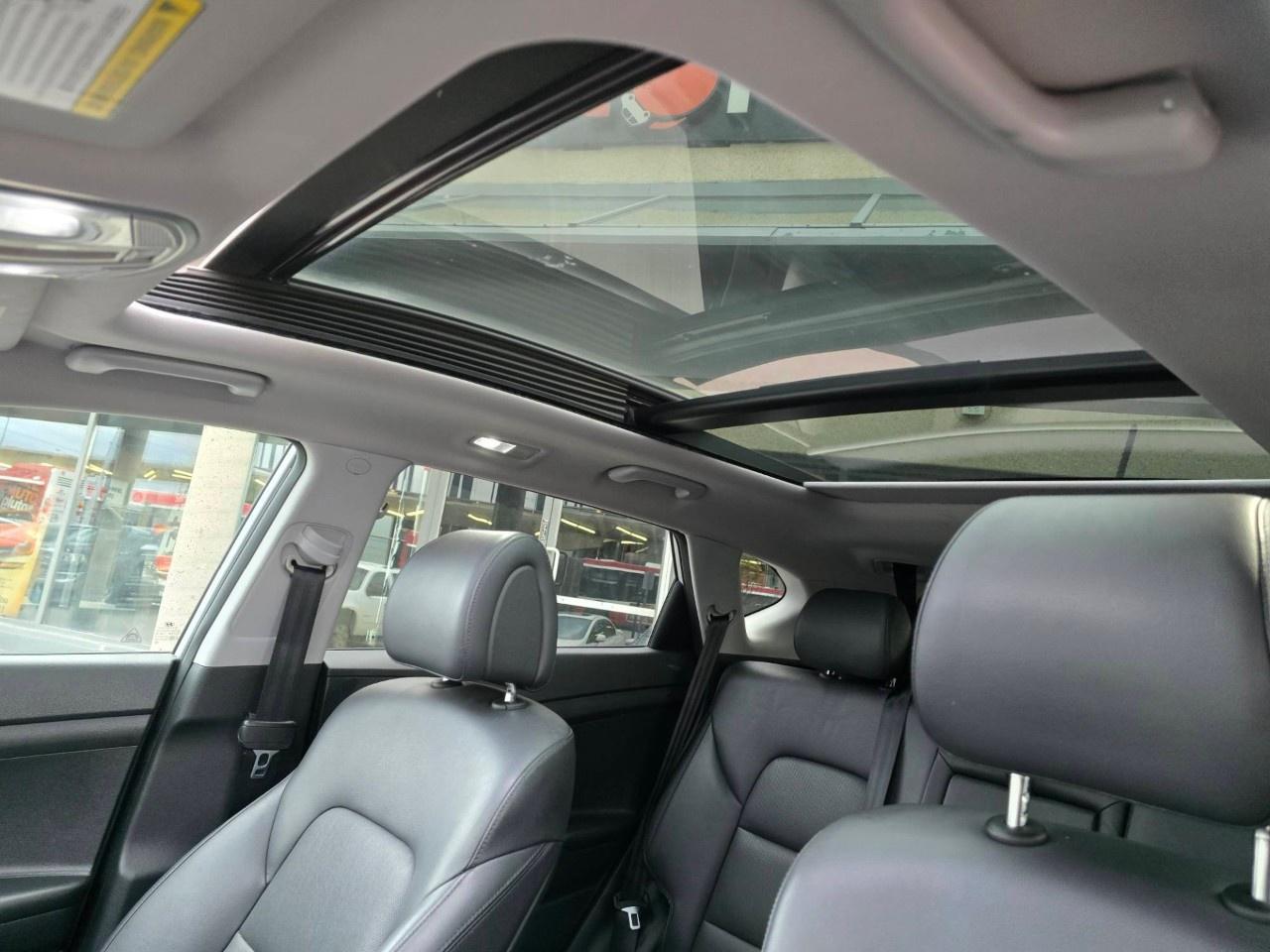 2017 Hyundai Tucson AWD 4DR 1.6L SE Photo