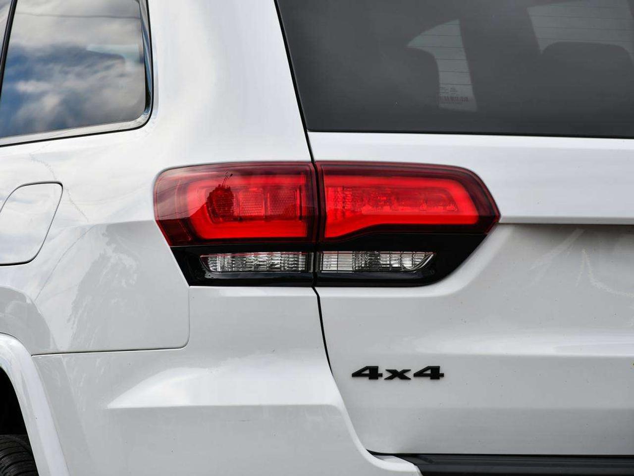 2020 Jeep Grand Cherokee Altitude Photo