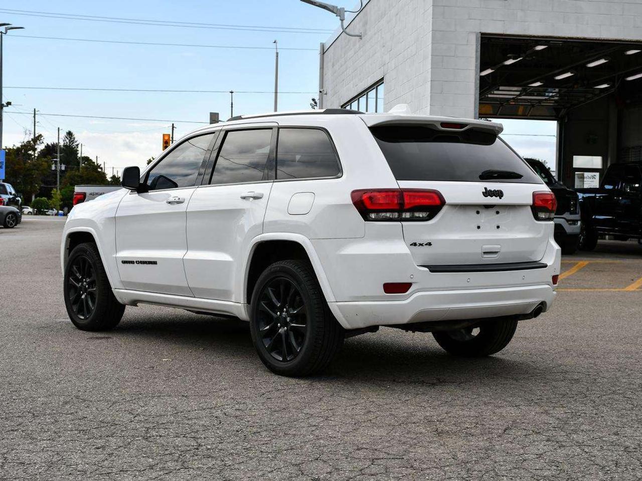 2020 Jeep Grand Cherokee Altitude Photo