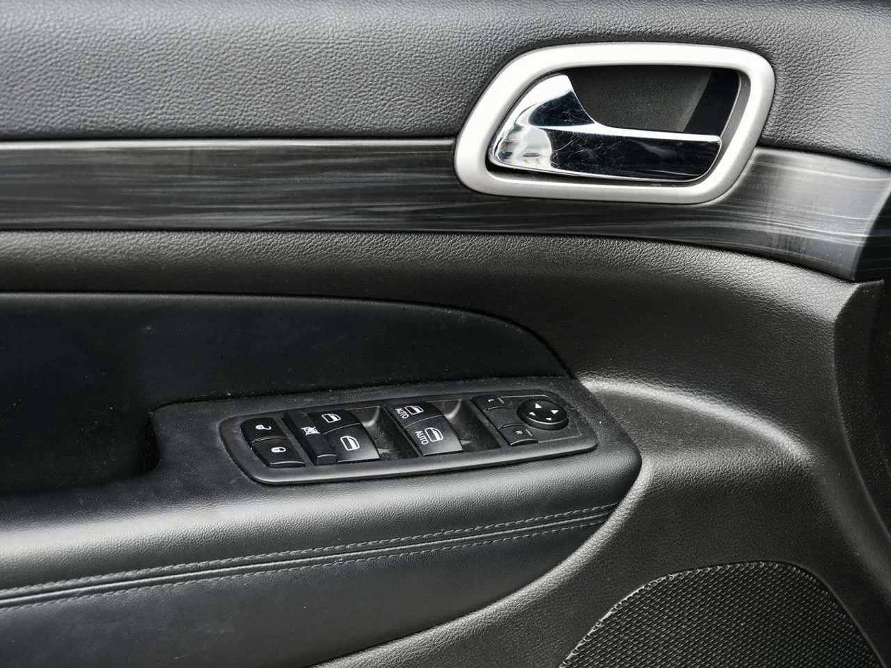 2020 Jeep Grand Cherokee Altitude Photo